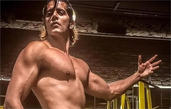 Karanvir Bohra’s Toned Body will make you Jealous 1 Karanvir Bohra’s Toned Body will make you Jealous