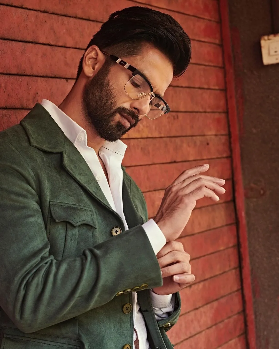 148+ Shahid Kapoor Hairstyles That Attracts Every Woman Towards Him 119 148+ Shahid Kapoor Hairstyles That Attracts Every Woman Towards Him 115