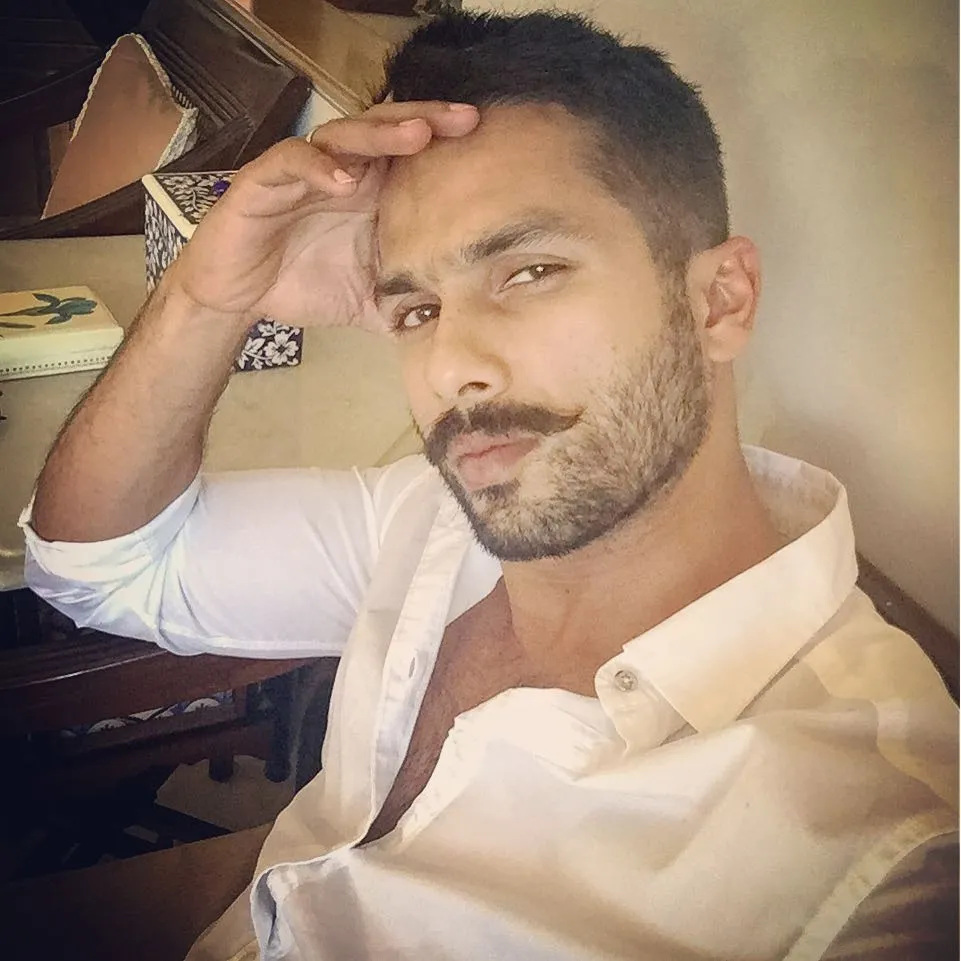 148+ Shahid Kapoor Hairstyles That Attracts Every Woman Towards Him 25 148+ Shahid Kapoor Hairstyles That Attracts Every Woman Towards Him 21