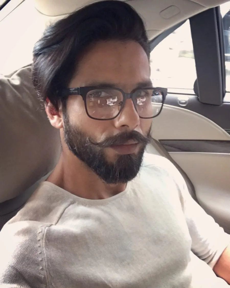 148+ Shahid Kapoor Hairstyles That Attracts Every Woman Towards Him 60 148+ Shahid Kapoor Hairstyles That Attracts Every Woman Towards Him 56