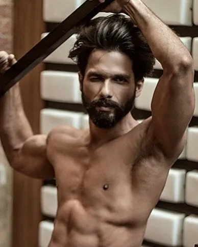 148+ Shahid Kapoor Hairstyles That Attracts Every Woman Towards Him 64 148+ Shahid Kapoor Hairstyles That Attracts Every Woman Towards Him 60