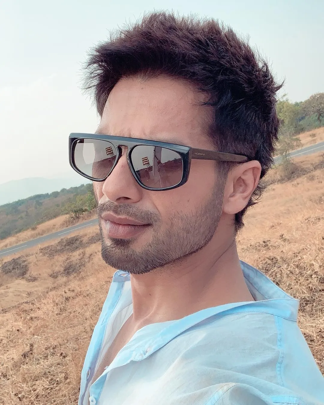 148+ Shahid Kapoor Hairstyles That Attracts Every Woman Towards Him 75 148+ Shahid Kapoor Hairstyles That Attracts Every Woman Towards Him 71