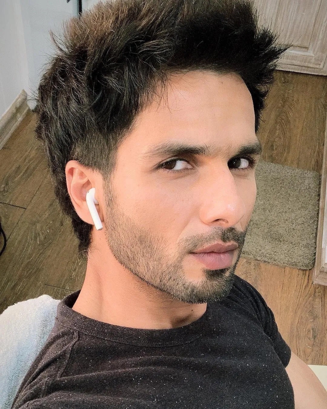 148+ Shahid Kapoor Hairstyles That Attracts Every Woman Towards Him 81 148+ Shahid Kapoor Hairstyles That Attracts Every Woman Towards Him 77