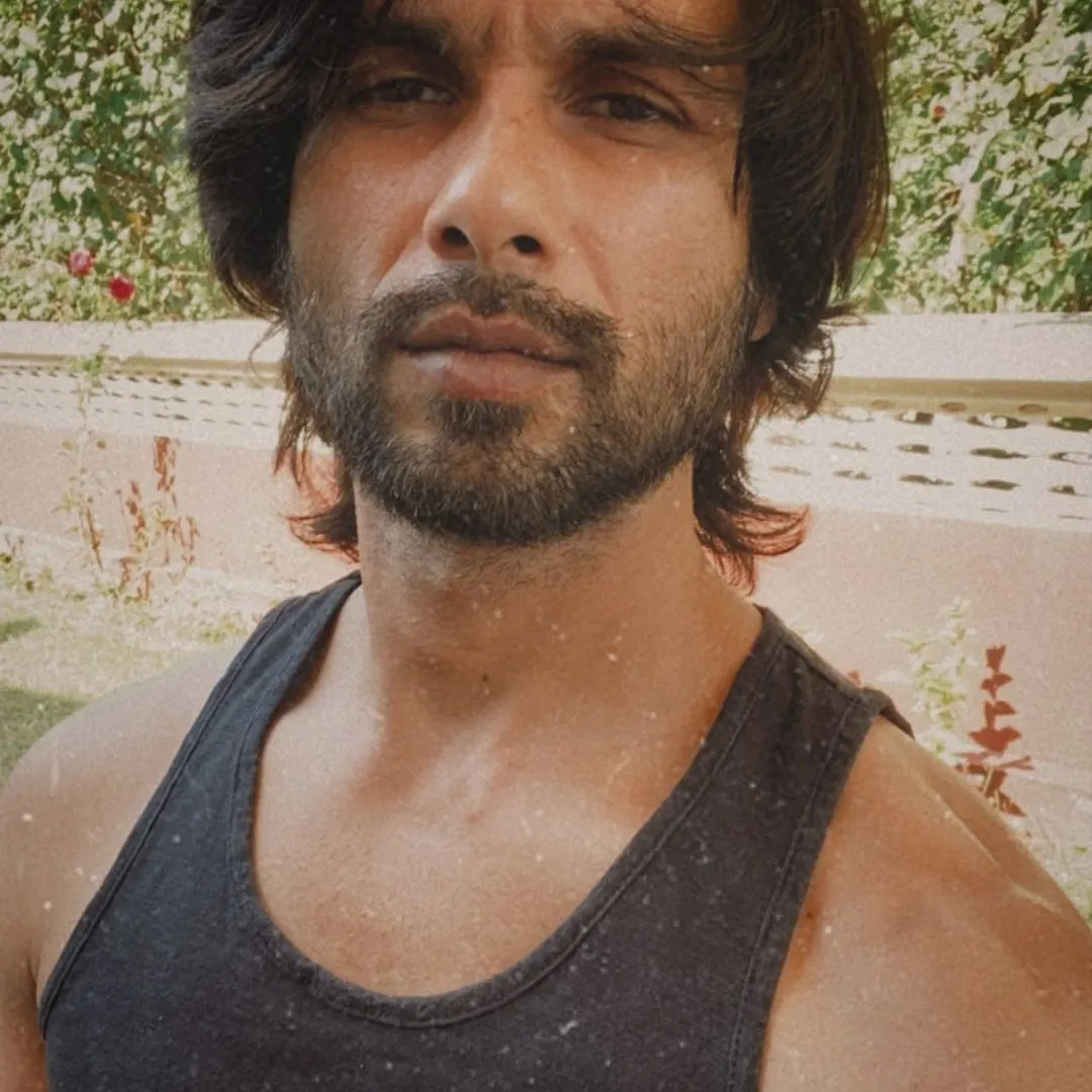 148+ Shahid Kapoor Hairstyles That Attracts Every Woman Towards Him 97 148+ Shahid Kapoor Hairstyles That Attracts Every Woman Towards Him 93
