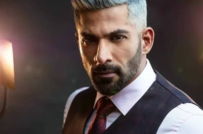 Vivan Bhatena Introduces Daughter Nivaya in a Game of Thrones Way 1 Vivan Bhatena introduces daughter Nivaya in a Game of Thrones Way