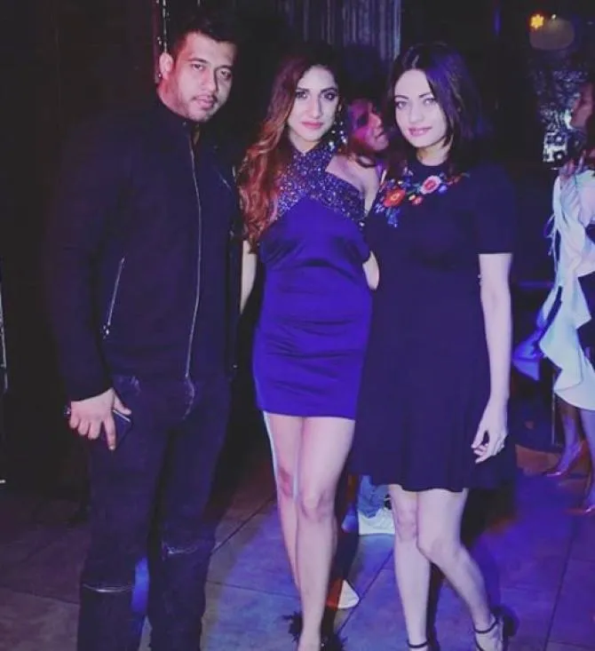 Aishwarya Look A Alike broke up with her partner 1 Aishwarya Look A Alike broke up with her partner