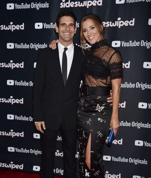 Carly Craig is married to Zachary Reiter 1 Carly Craig is married to Zachary Reiter
