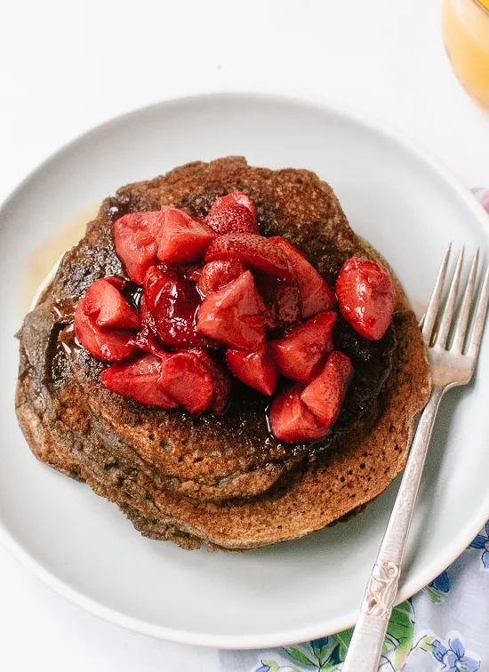 Have Diabetes? Easy, Healthy and Delicious Recipes for You 1 gluten free buckwheat pancakes with roasted strawberries