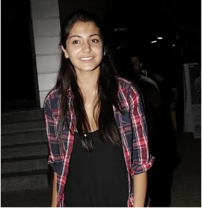 Anushka Sharma without makeup Anushka Sharma without makeup