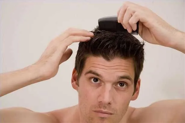 How to Comb Hair Men 1 Comb Hair