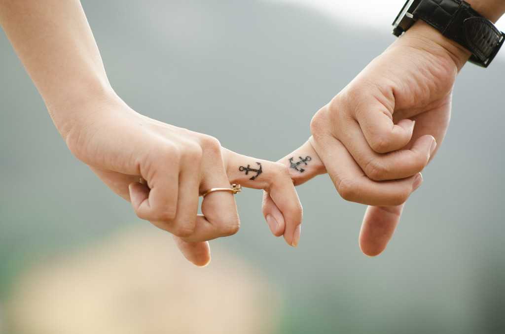 Signs if he loves you
