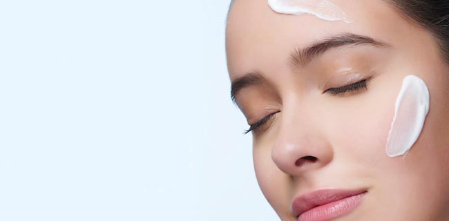 Get Radiant Skin in Winters with Simple Skin Care Treatment