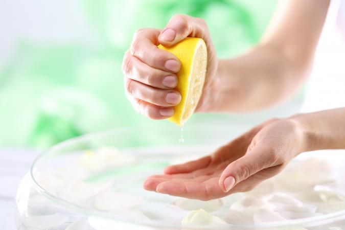 lemon brighten skin