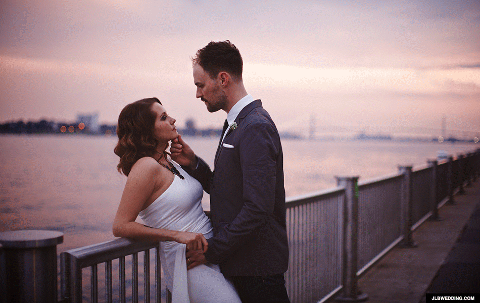 Romantic Ideas for Wedding Anniversary - Tips to Make your First Wedding Anniversary Truly Memorable 3