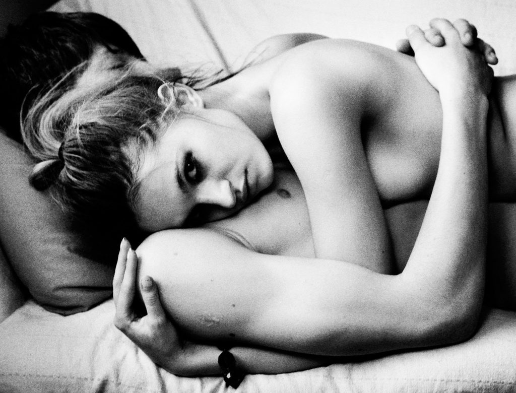 The Warning Signs of a Sex Addiction and How to Spot Them 1