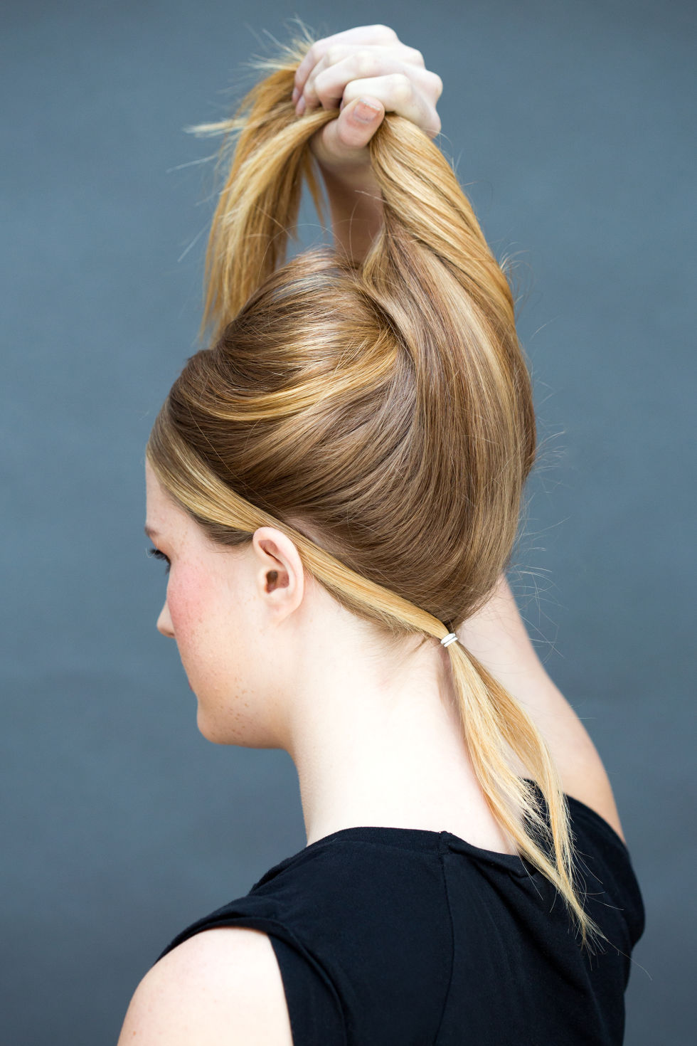 6 Easy To Make Comfortable Work Hairstyles For Long Hair That Rock - Find Health Tips 6 Easy To Make Comfortable Work Hairstyles For Long Hair That Rock - Find Health Tips