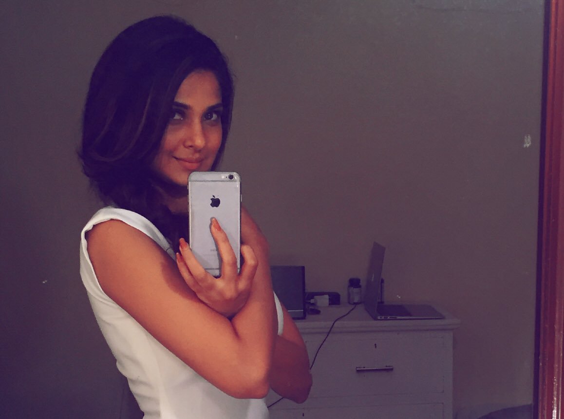 Jennifer Winget No MakeUp