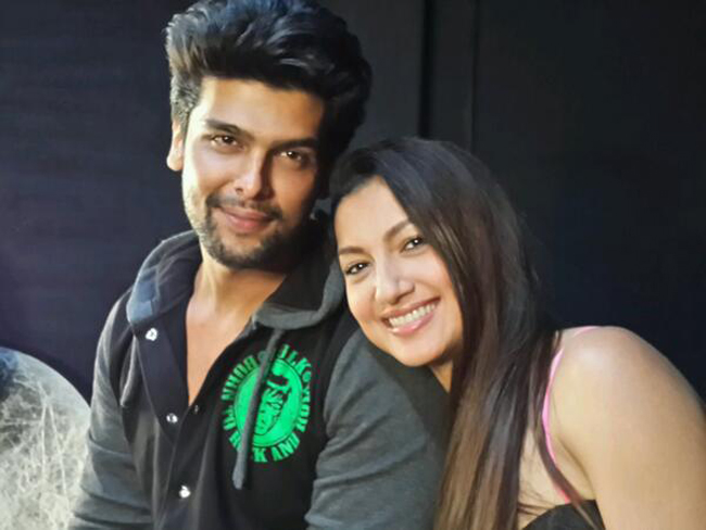 gauhar khan no makeup