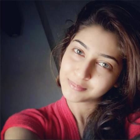 sonarika bhadoria no makeup