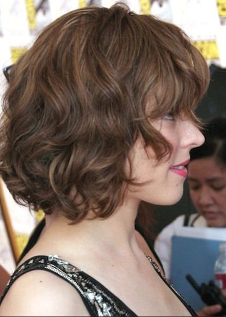 Woman in black dress and soft Curly Bob Hairstyle Woman in black dress and soft Curly Bob Hairstyle - simple hairstyles for women