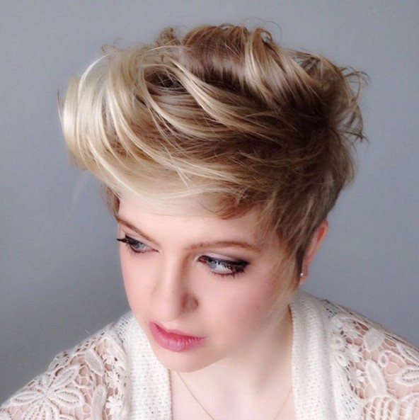 20 Haircuts For Women With Round Face Shape In 2018 Find Health Tips