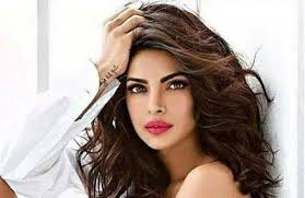 Priyanka Chopra showing her messy haircut Priyanka Chopra showing her messy haircut - Priyanka Chopra Hairstyles Popular