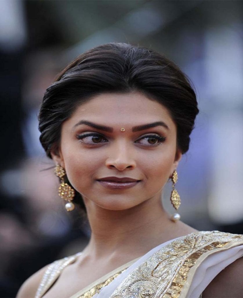 Bollywood Celebrity Best Hairstyles In Saree - Find Health Tips Bollywood Celebrity Best Hairstyles In Saree - Find Health Tips