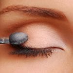 Steps To Follow For A Perfect Bridal Eye Makeup 13
