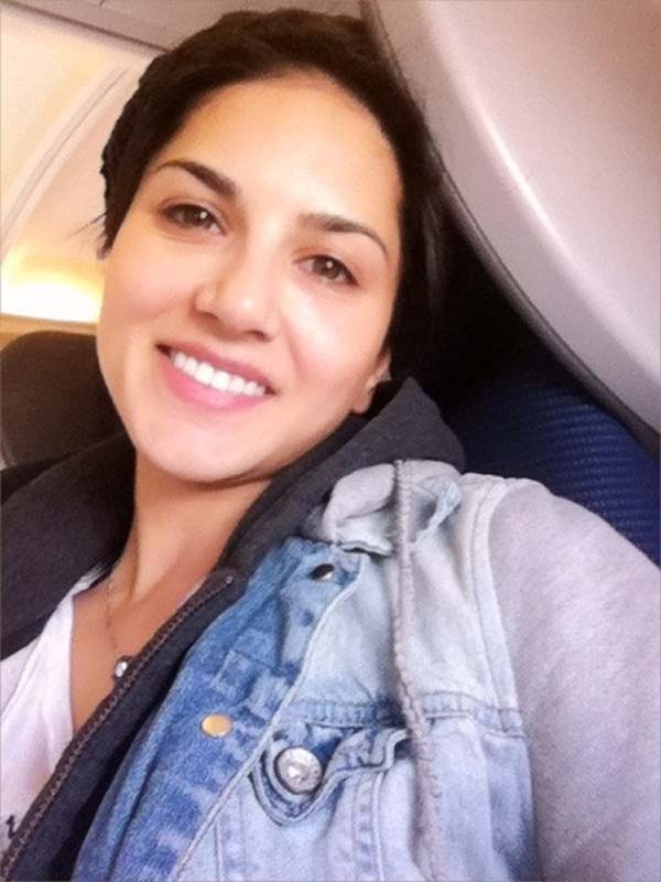 7 Most Beautiful Married Bollywood Actresses Without Makeup 1