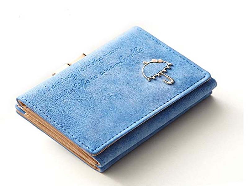 List of Things Office Goer Women Should Carry In Their Purse 7