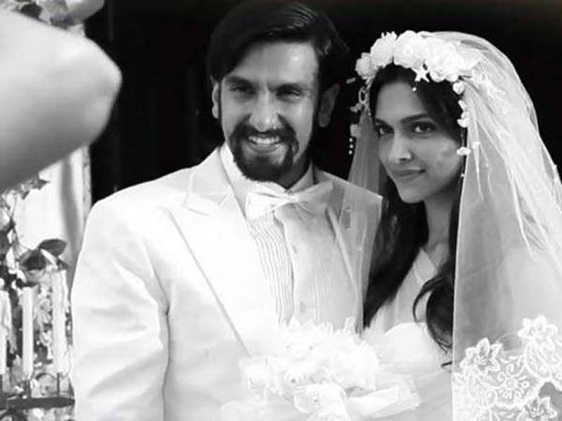 Learn To Keep Your Partner Happy From Deepika And Ranveer's Relationship 5