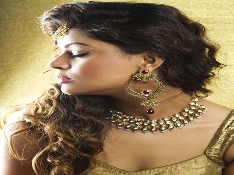 List of Indian Wedding Hairstyles for Women 7