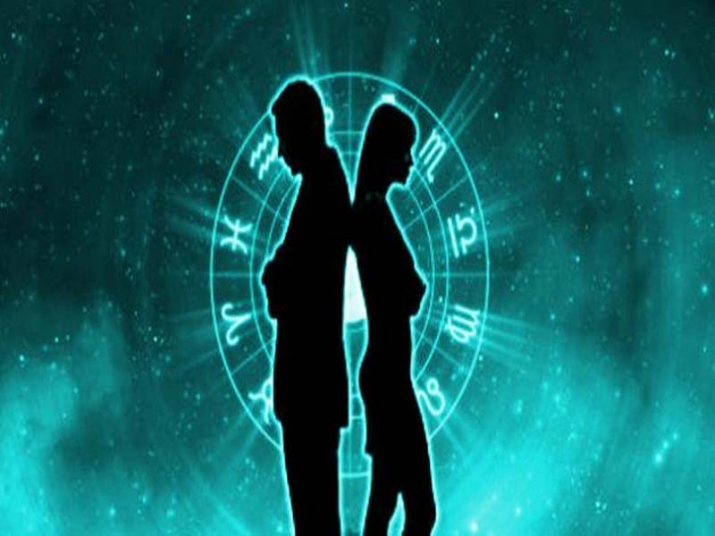 Best Zodiac Signs for Couples