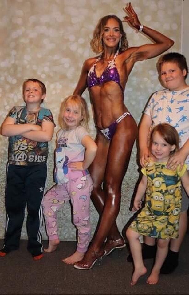 Mum of four battles depression but becomes a bodybuilder