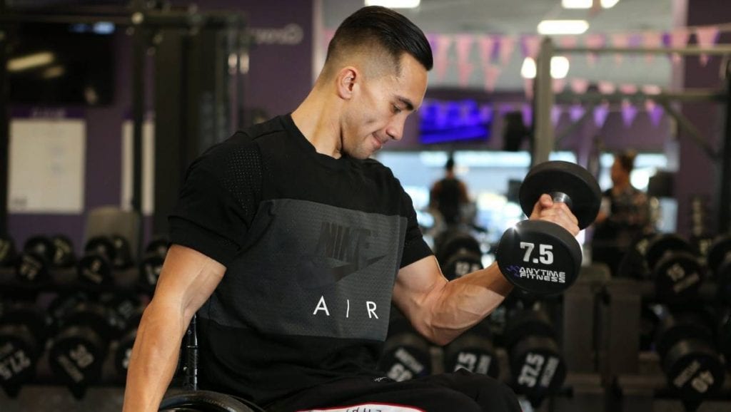 Award Winning Bodybuilder suffered from Back Injury sometimes back