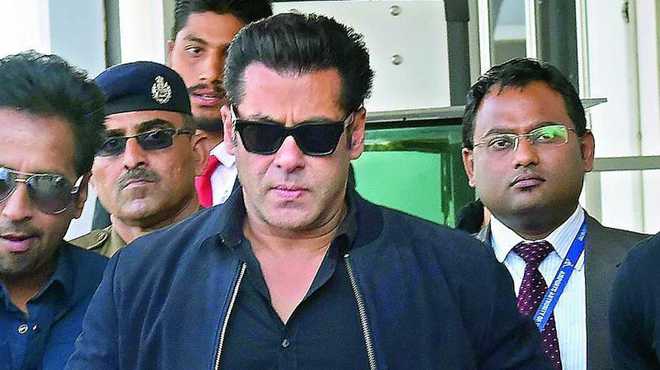 Salman Khan plans to launch 300 gyms across the country by 2020