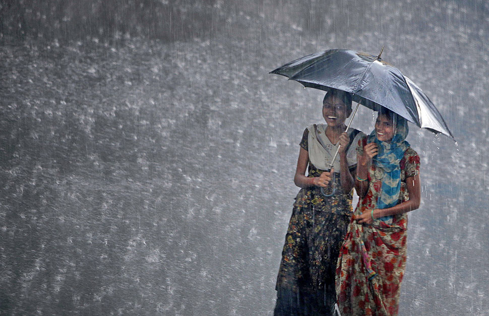 heavy raining India