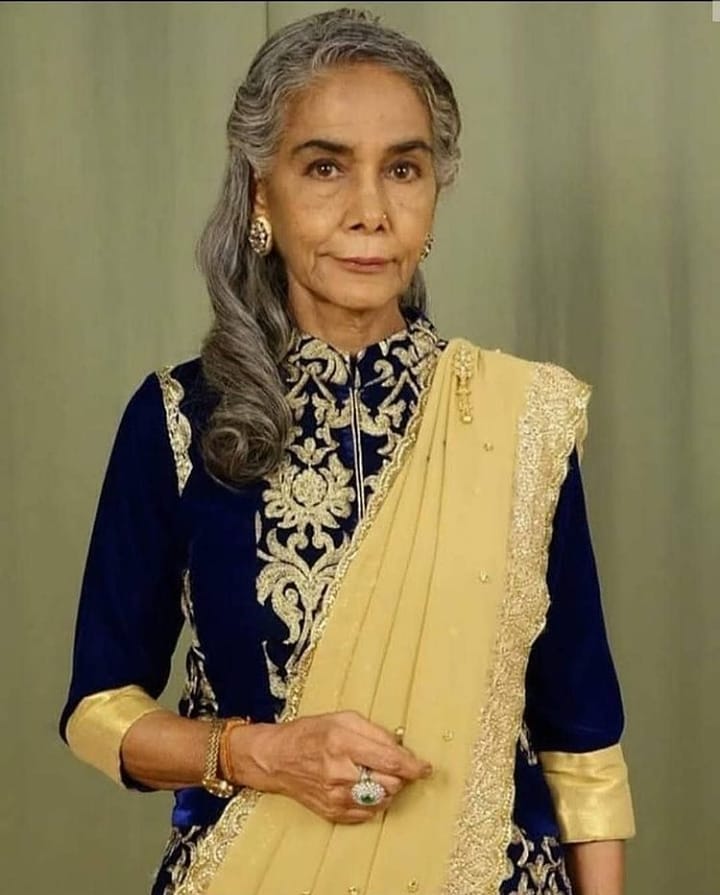 Surekha Sikri is posing in off white saree - celebrities who died in 2021