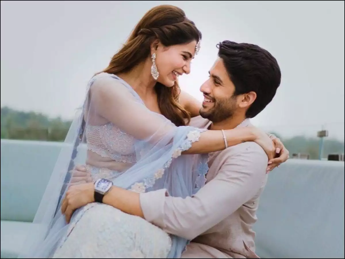 Samantha and Naga Chaitanya smiling and looking at each other in a romantic pose - famous bollywood divorces
