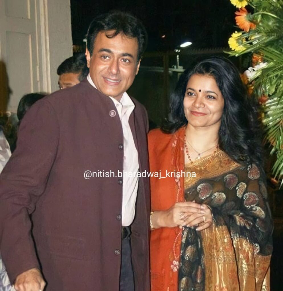 Nitish Bhardwaj with wife Smita Gate posing for camera - Indian Celebrities Divorced