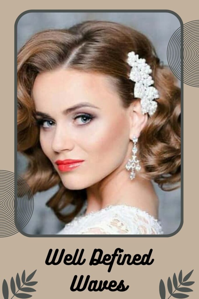 Smiling woman with pink lipstick with Well defined waves hairstyle Smiling woman with pink lipstick with Well defined waves hairstyle - best Indian bridal hairstyles for short hair